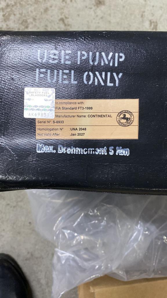 Бак топливный Continental 130л.