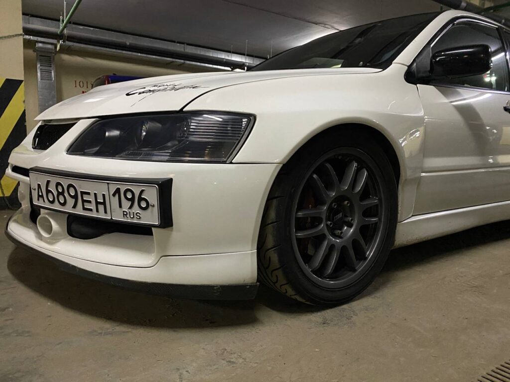 Крылья от Lancer EVO