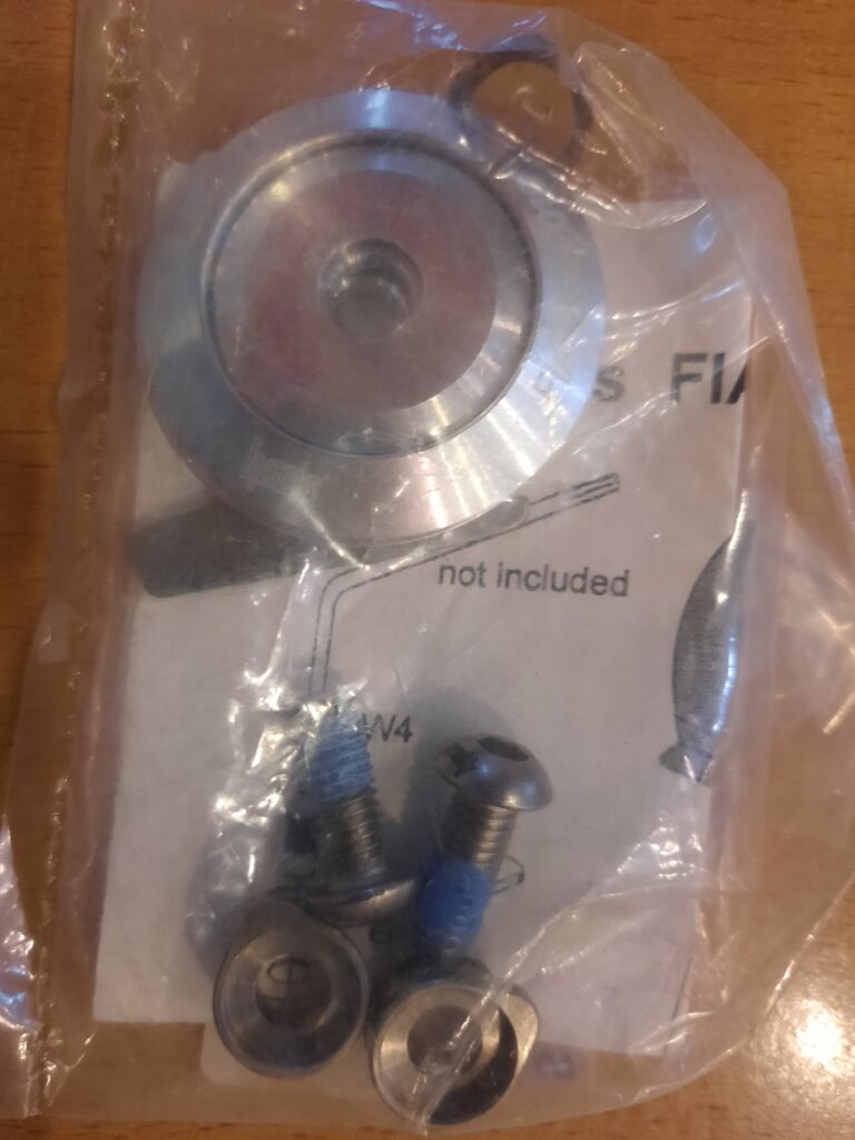 Крепление на шлем для системы HANS