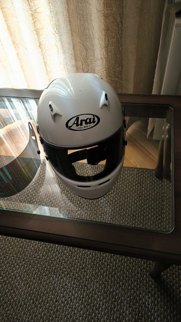 Шлем Arai SK-6