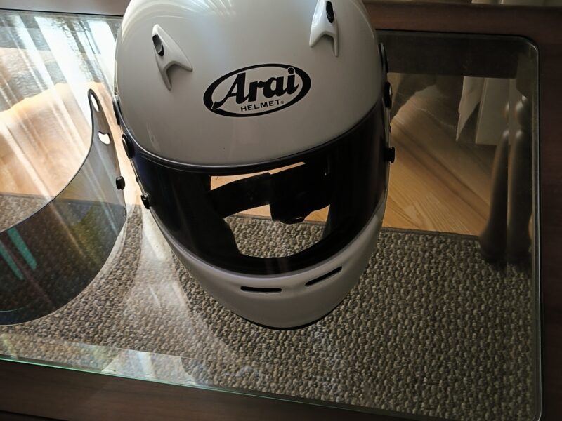 Шлем Arai SK-6