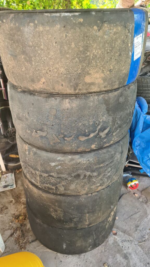 ADVAN A005 250/640R18