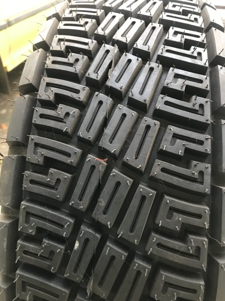 Продам отличный Matador SM-8 , новые