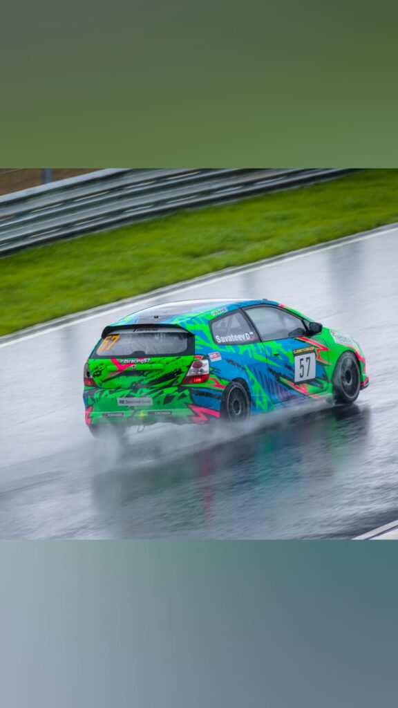 Honda Civic EP3 BTCC + много ЗИПа