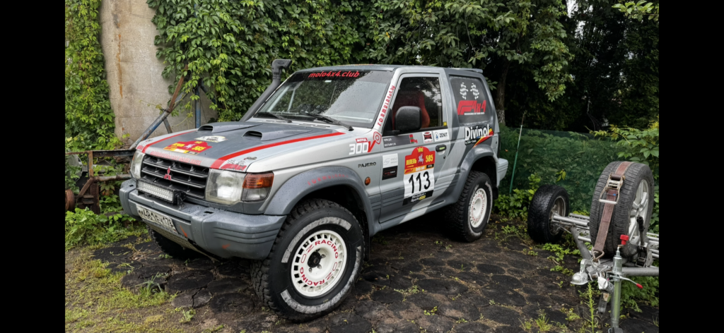 Mitsubishi pajero 2