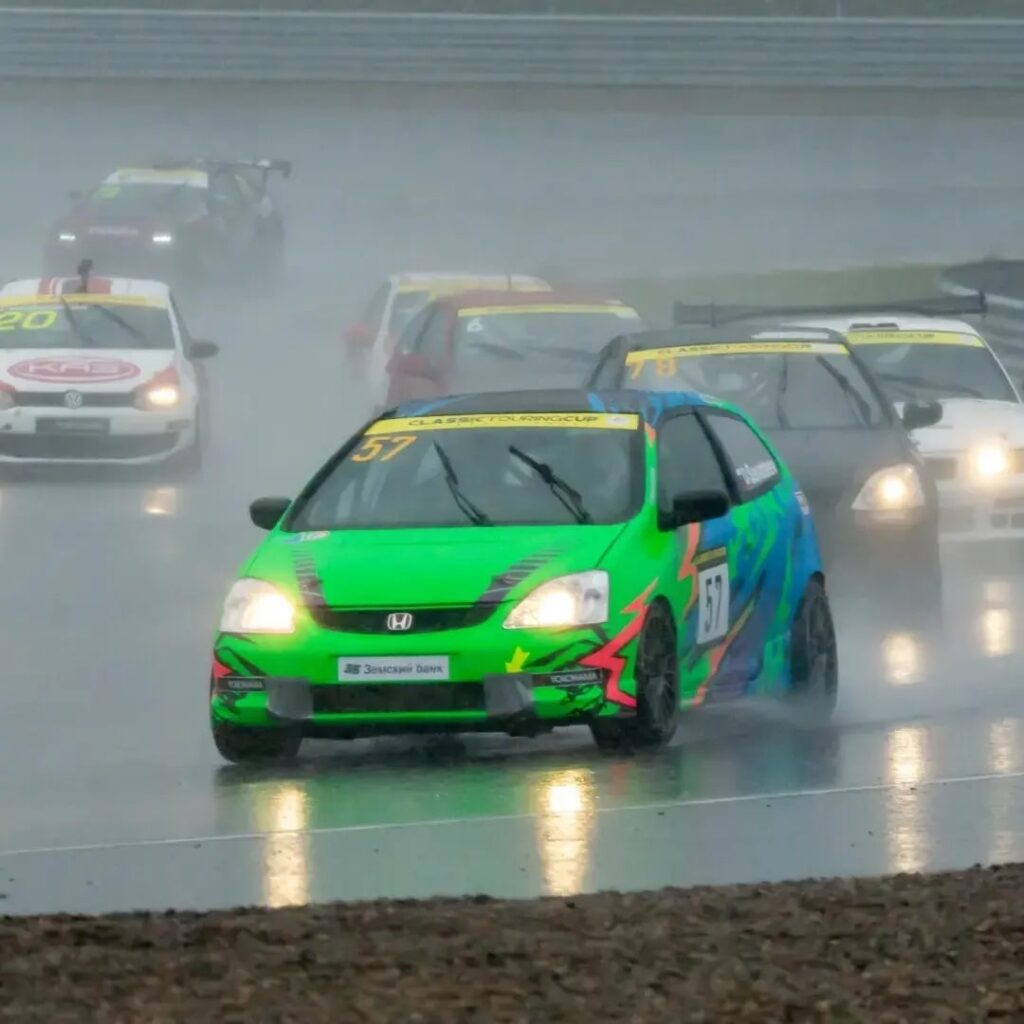 Honda Civic EP3 BTCC + много ЗИПа