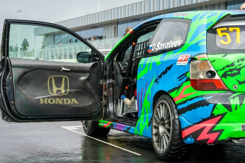 Honda Civic EP3 BTCC + много ЗИПа