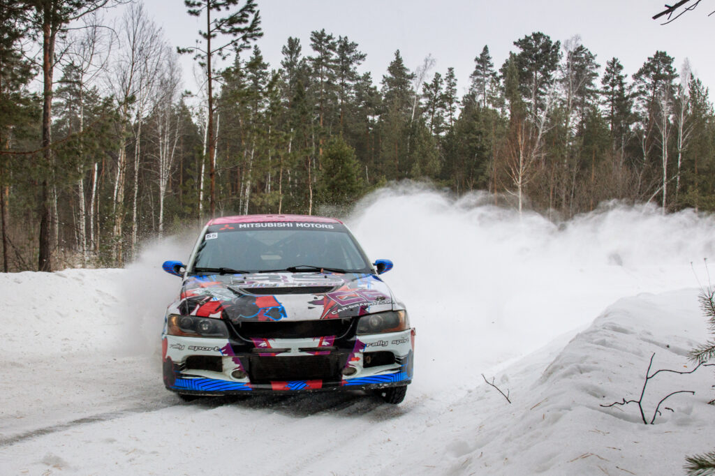 Продам спортивный Lancer Evolution 8