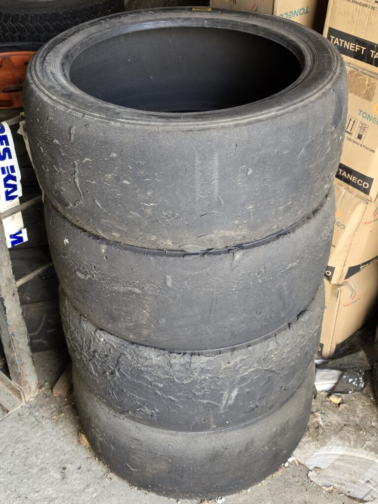 Шины Yokohama 240/610 R17