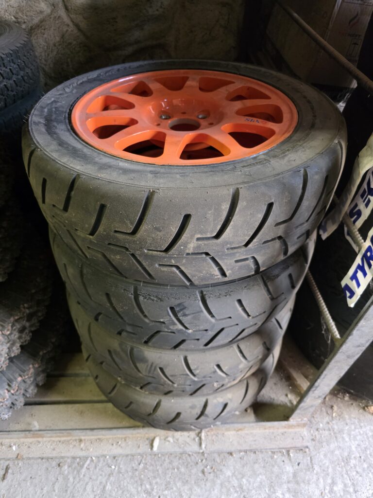 Колёса, шины 165/55 R14