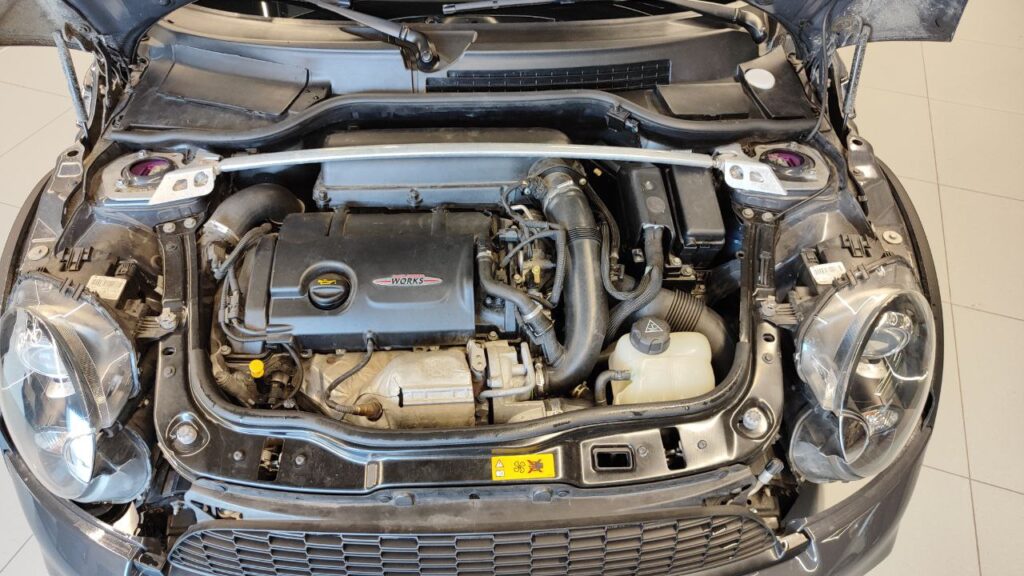 Mini John Cooper Works GP2 2013г.в.