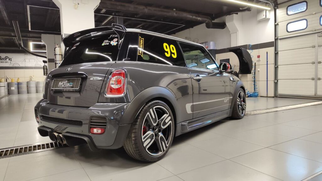 Mini John Cooper Works GP2 2013г.в.