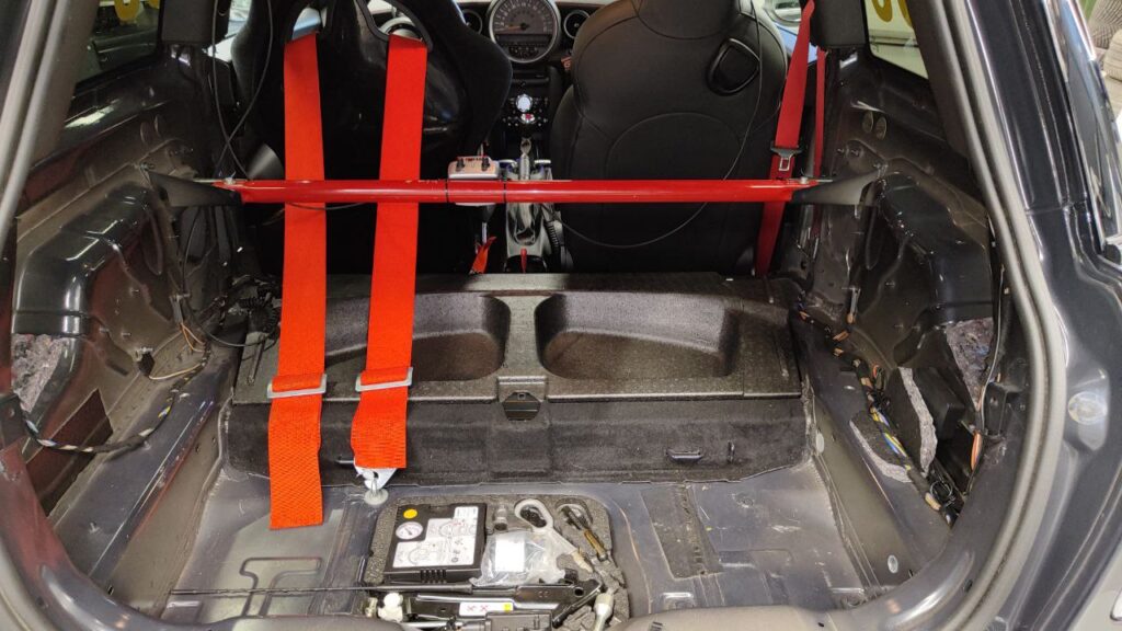 Mini John Cooper Works GP2 2013г.в.