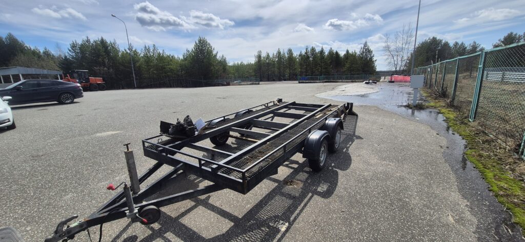 Авто прицеп